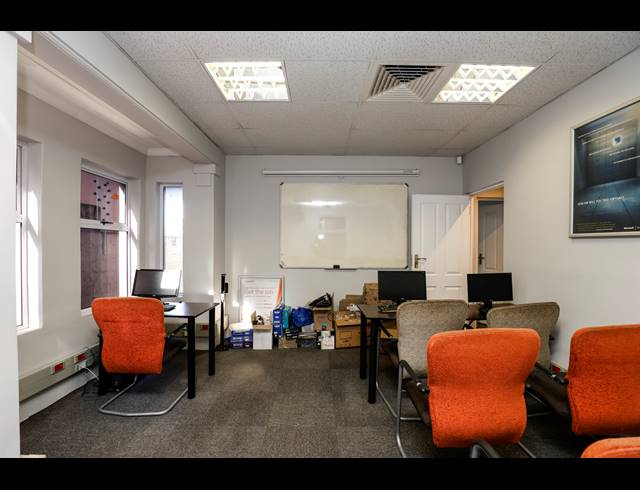 990M² BUSINESS CENTRE FOR SALE IN MORNINGSIDE